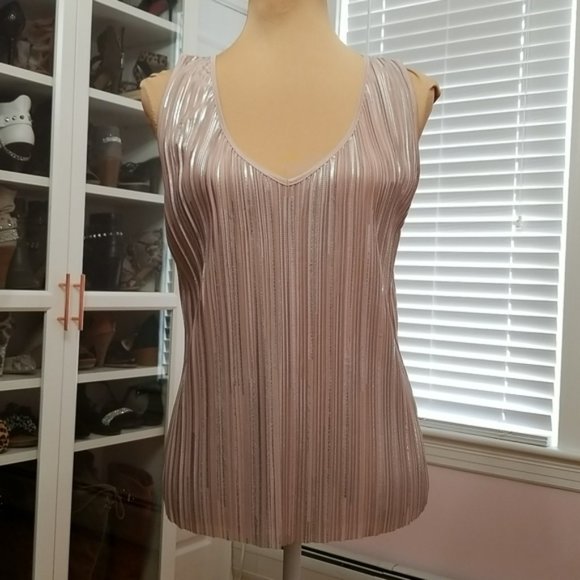 Jennifer Lopez sleeveless  top, size M - Picture 3 of 10